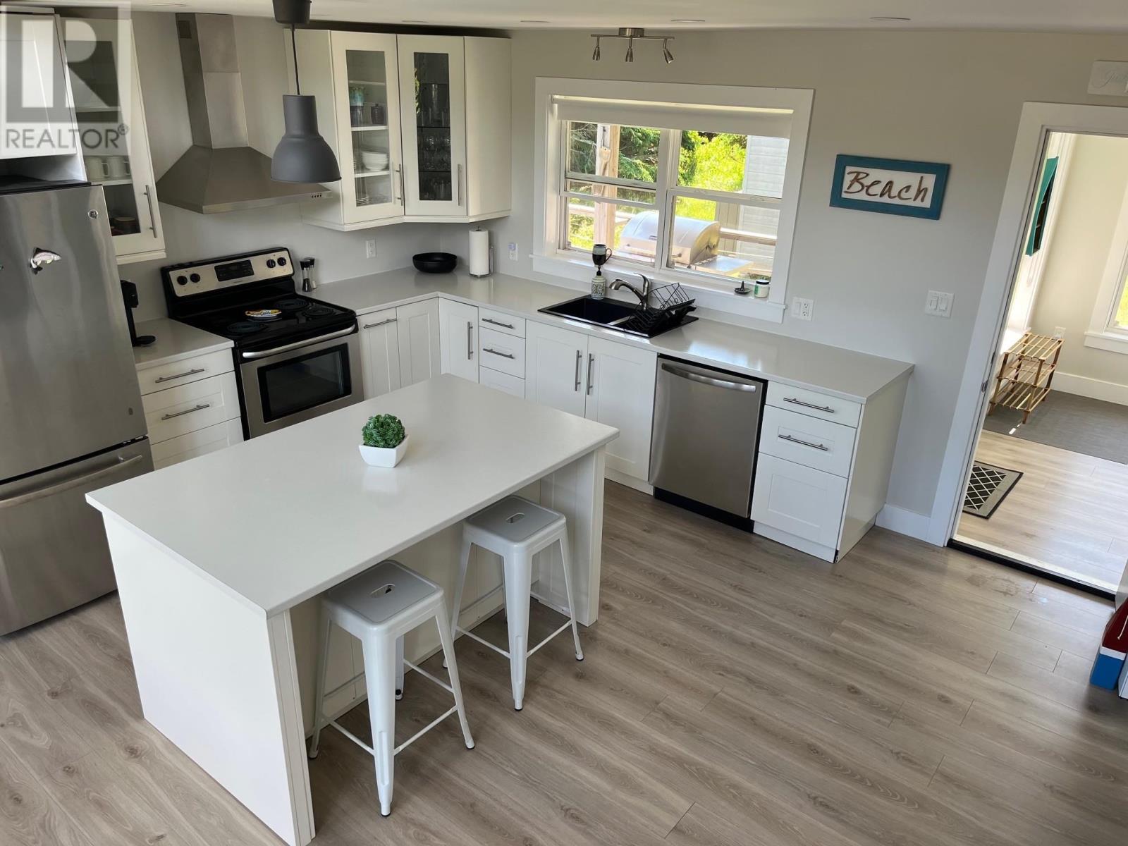 41 Lecky Crescent, Darnley, Prince Edward Island C0B 1M0 - Photo 9 - 202603189