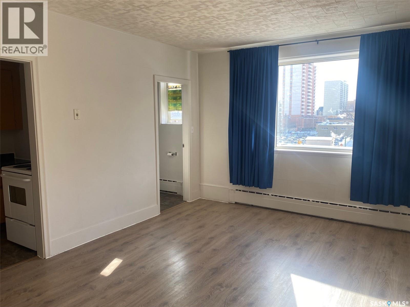 37 400 4th Avenue N, Saskatoon, Saskatchewan  S7K 2M3 - Photo 3 - SK028927