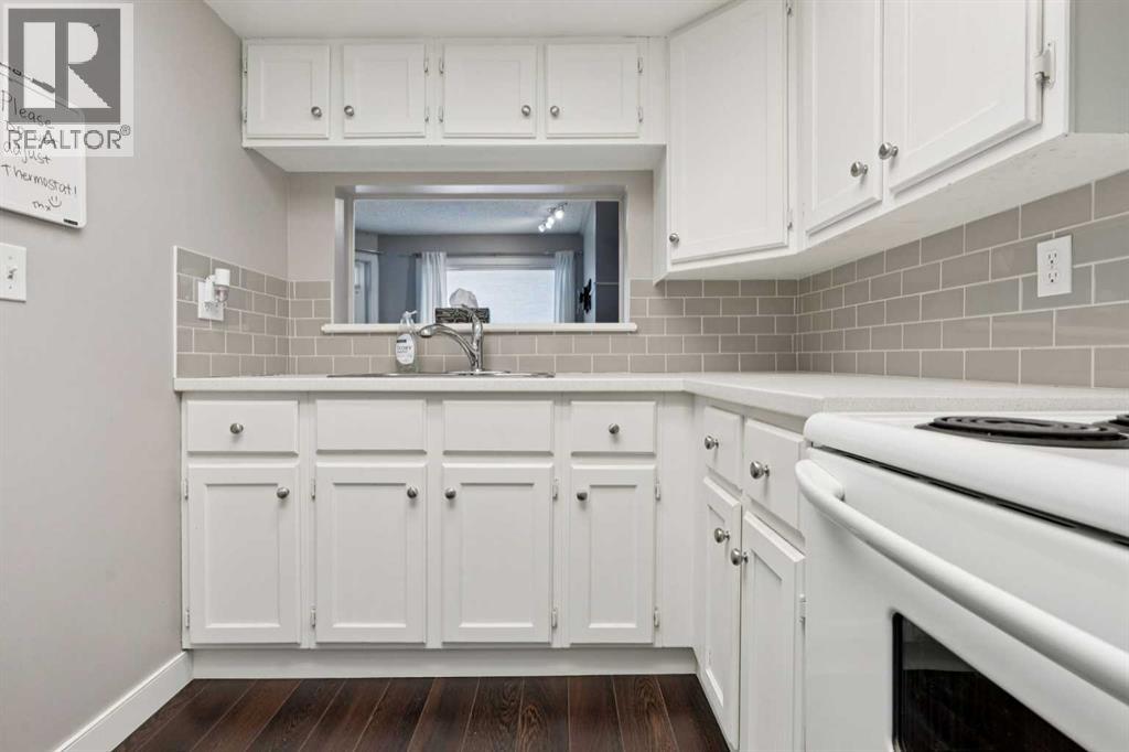 406, 3717 42 Street Nw, Calgary, Alberta  T3A 2W2 - Photo 5 - A2284836