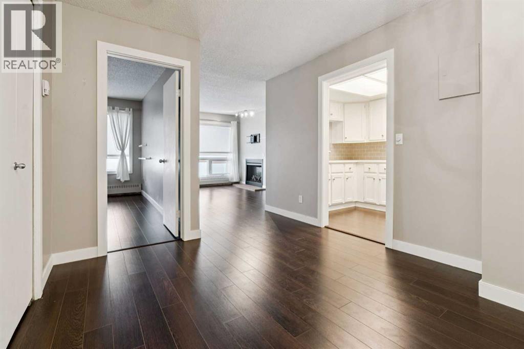 406, 3717 42 Street Nw, Calgary, Alberta  T3A 2W2 - Photo 3 - A2284836