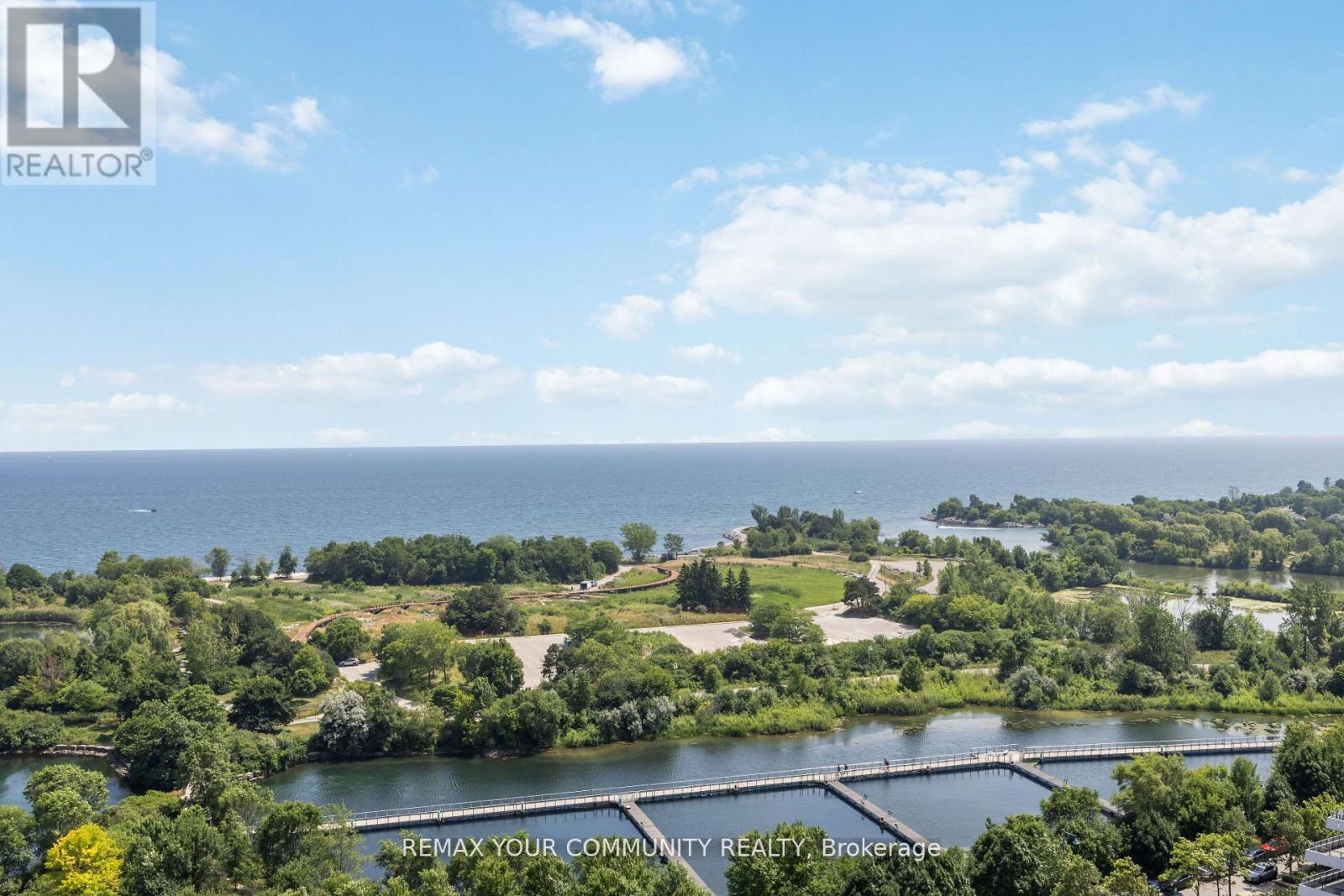 LPH01 - 65 ANNIE CRAIG DRIVE, Toronto, Ontario