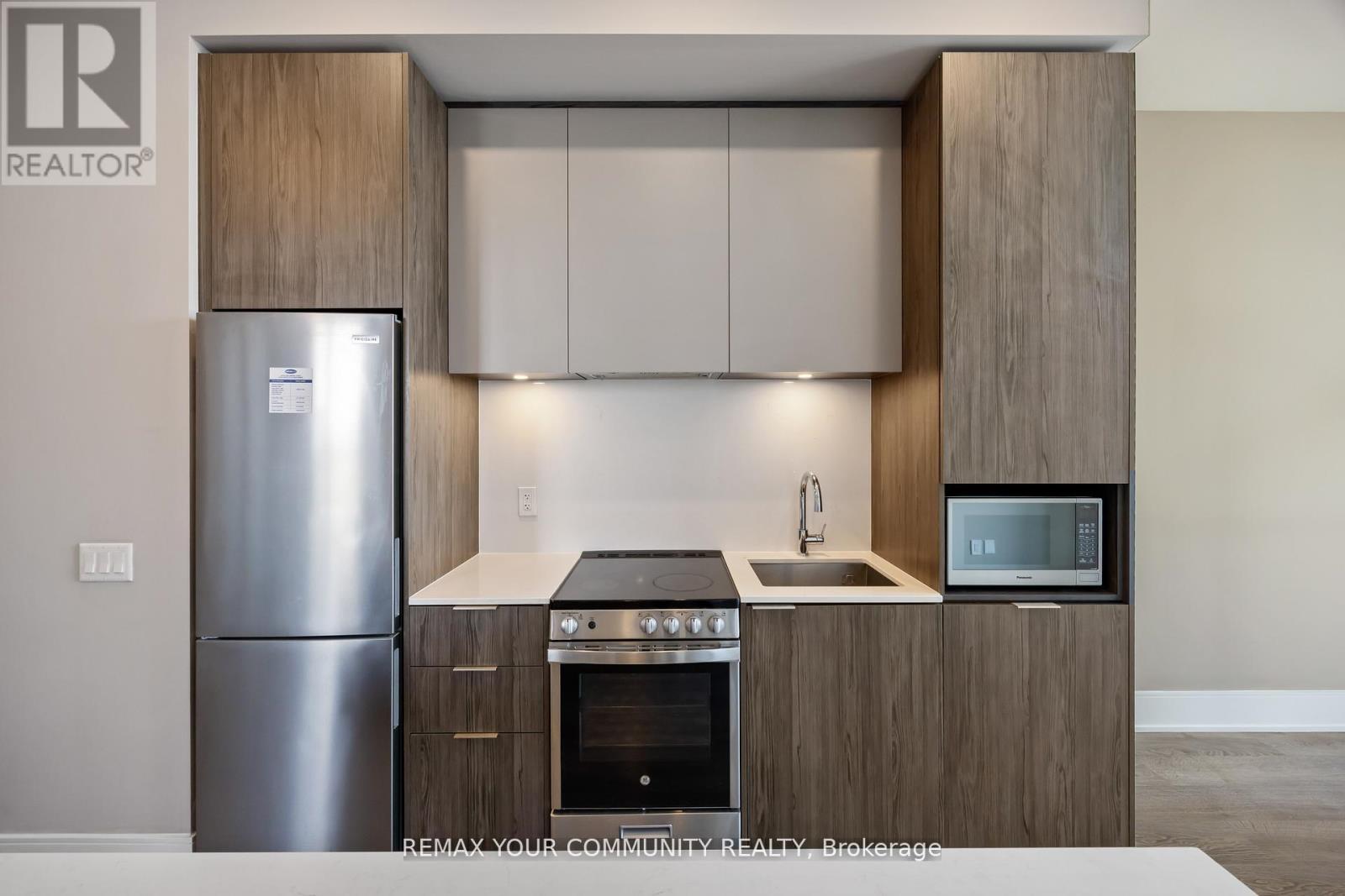 Lph01 - 65 Annie Craig Drive, Toronto, Ontario  M8V 0C4 - Photo 8 - W12808738