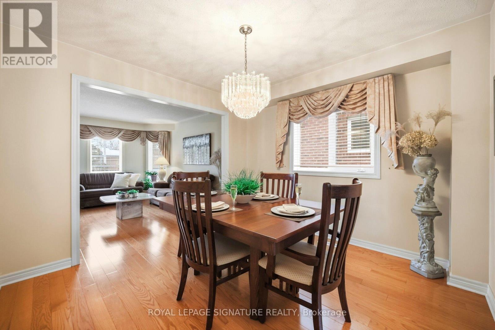 52 Durham Street, Halton Hills, Ontario  L7G 5X4 - Photo 16 - W12808762