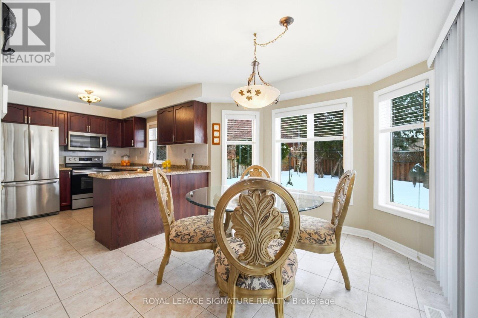 52 Durham Street, Halton Hills, Ontario  L7G 5X4 - Photo 20 - W12808762