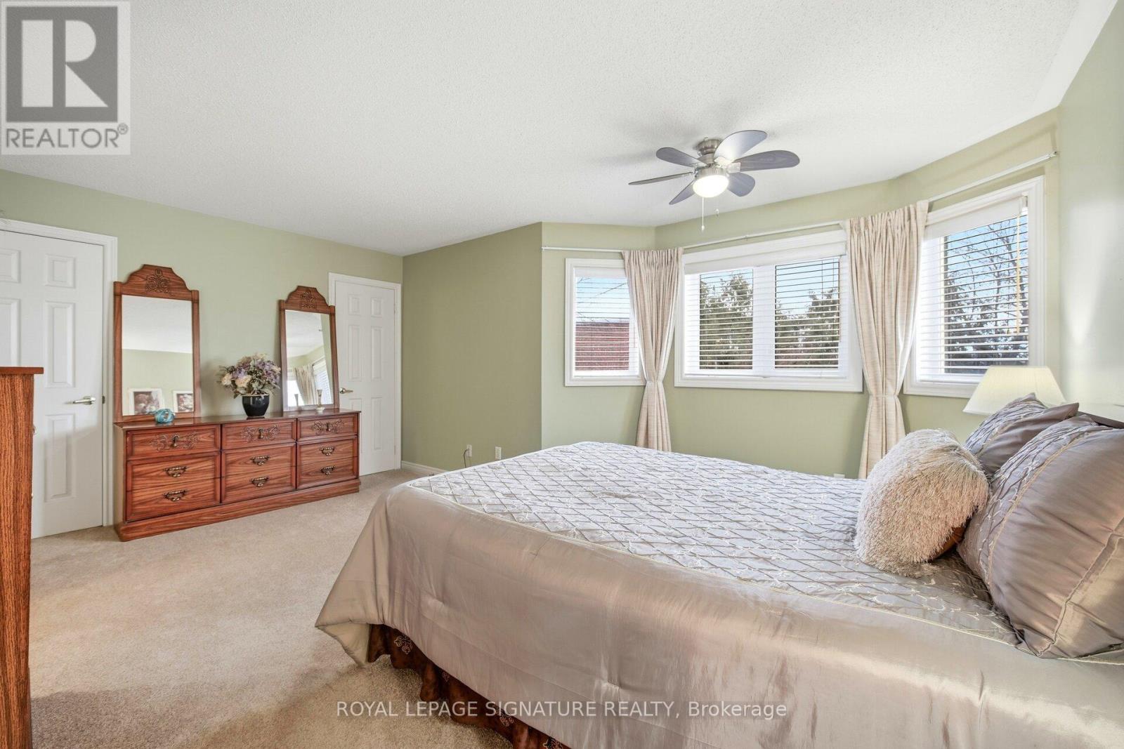 52 Durham Street, Halton Hills, Ontario  L7G 5X4 - Photo 32 - W12808762