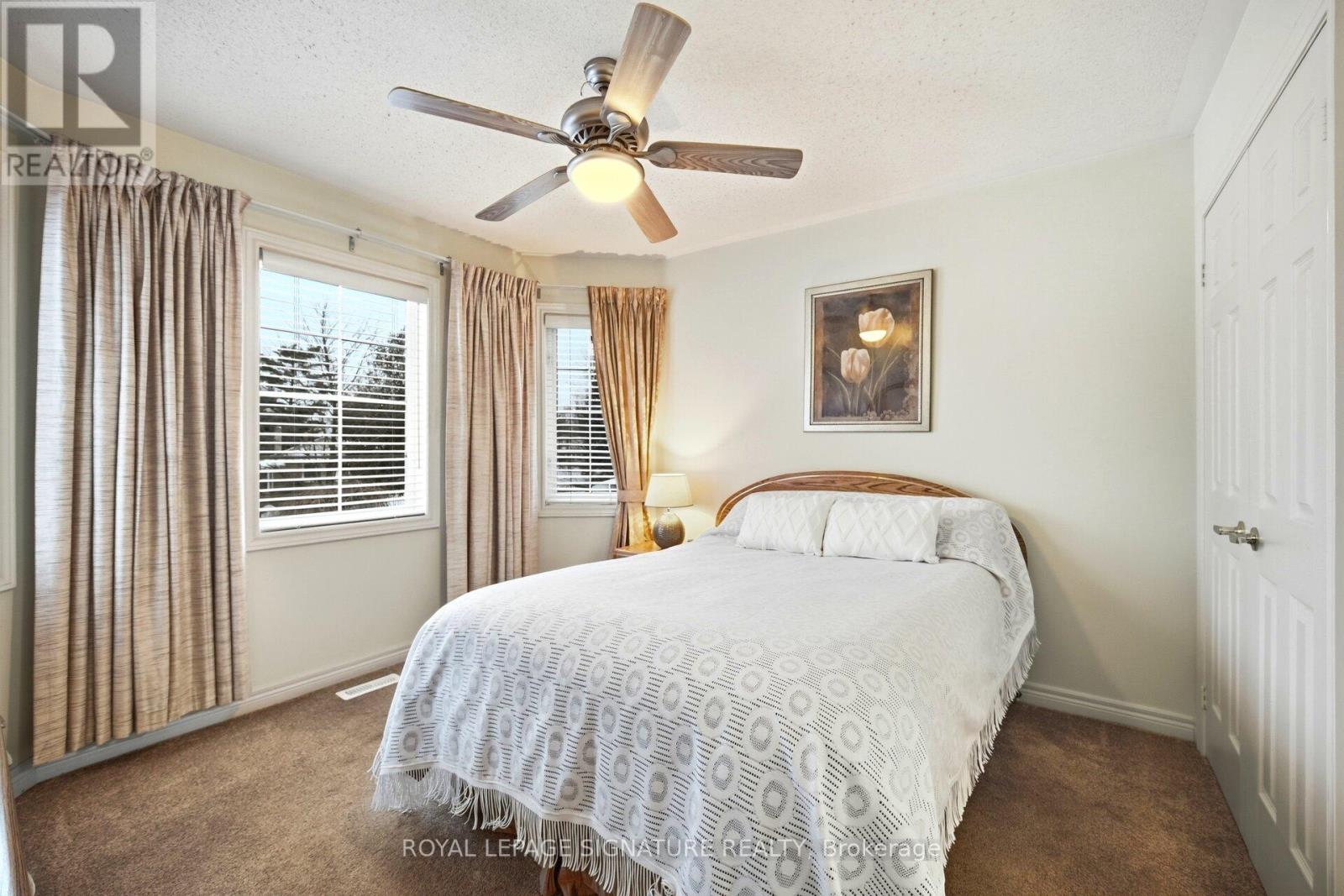 52 Durham Street, Halton Hills, Ontario  L7G 5X4 - Photo 38 - W12808762