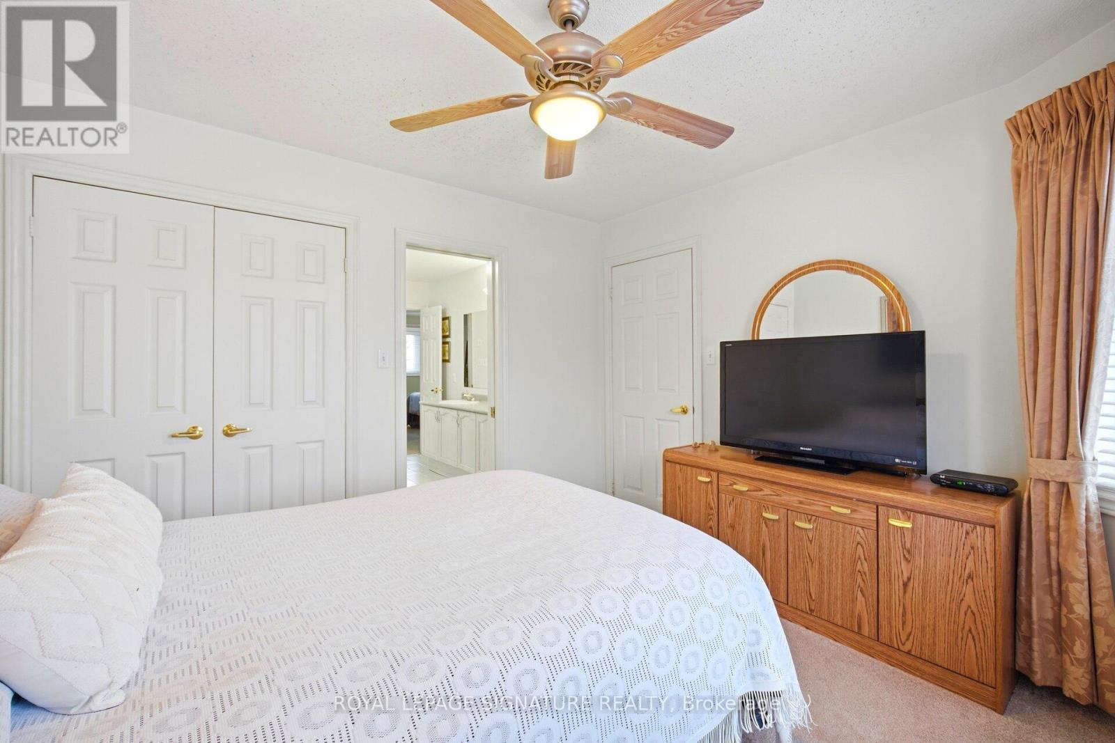 52 Durham Street, Halton Hills, Ontario  L7G 5X4 - Photo 39 - W12808762