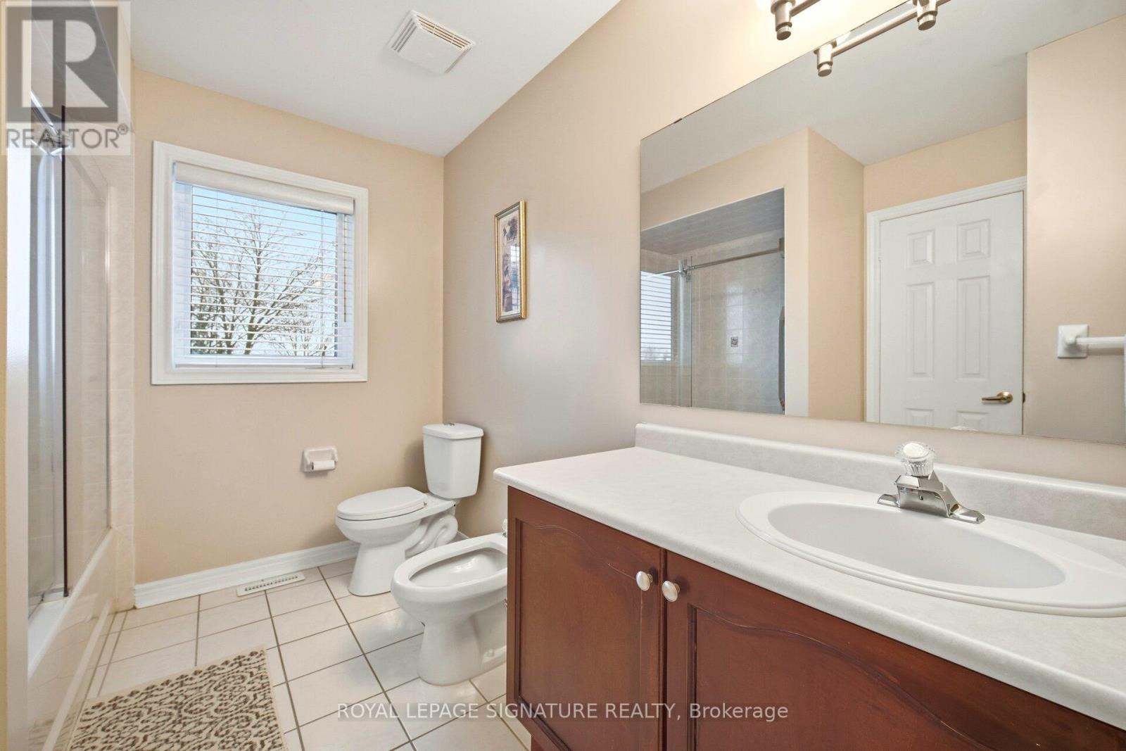 52 Durham Street, Halton Hills, Ontario  L7G 5X4 - Photo 42 - W12808762