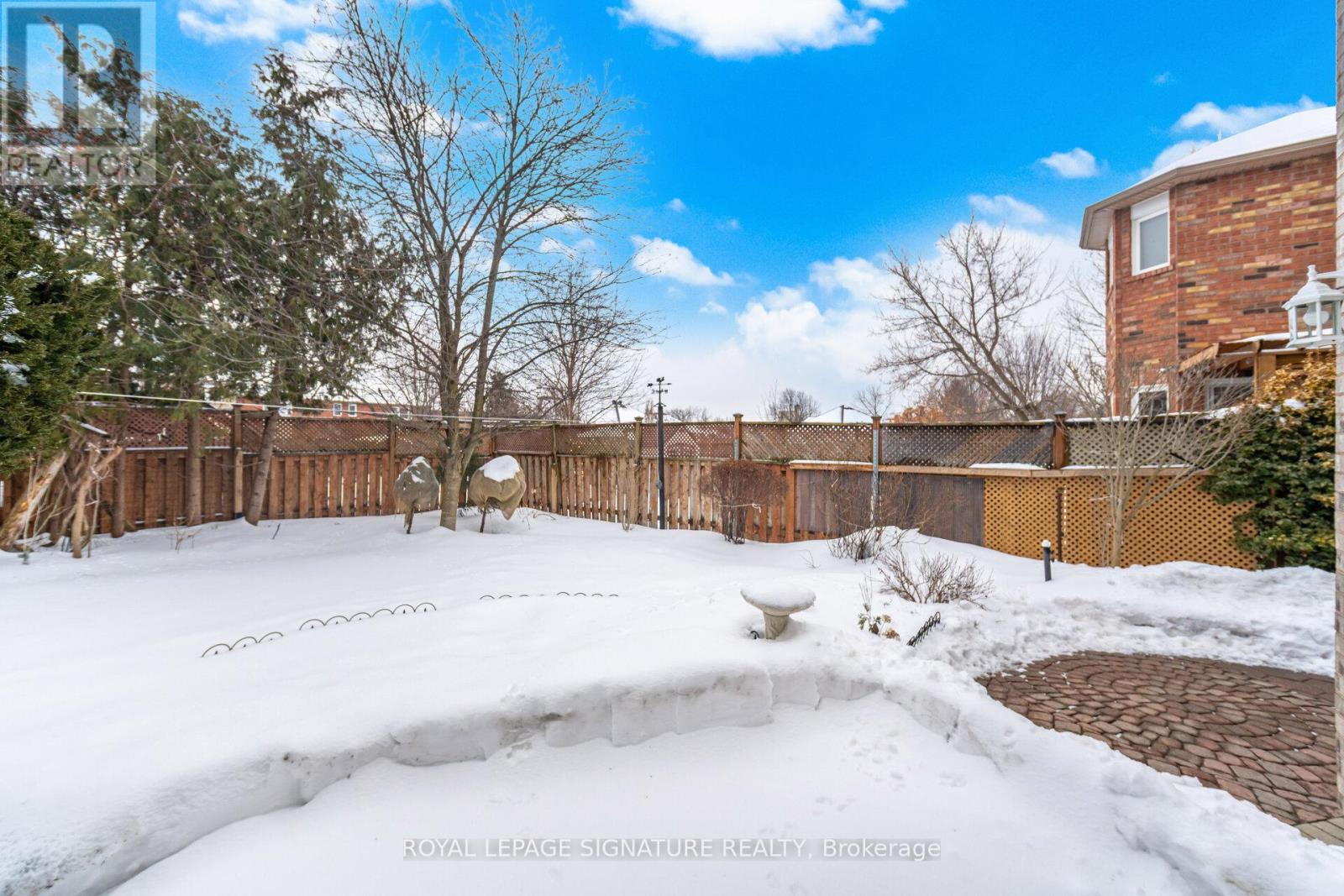 52 Durham Street, Halton Hills, Ontario  L7G 5X4 - Photo 44 - W12808762