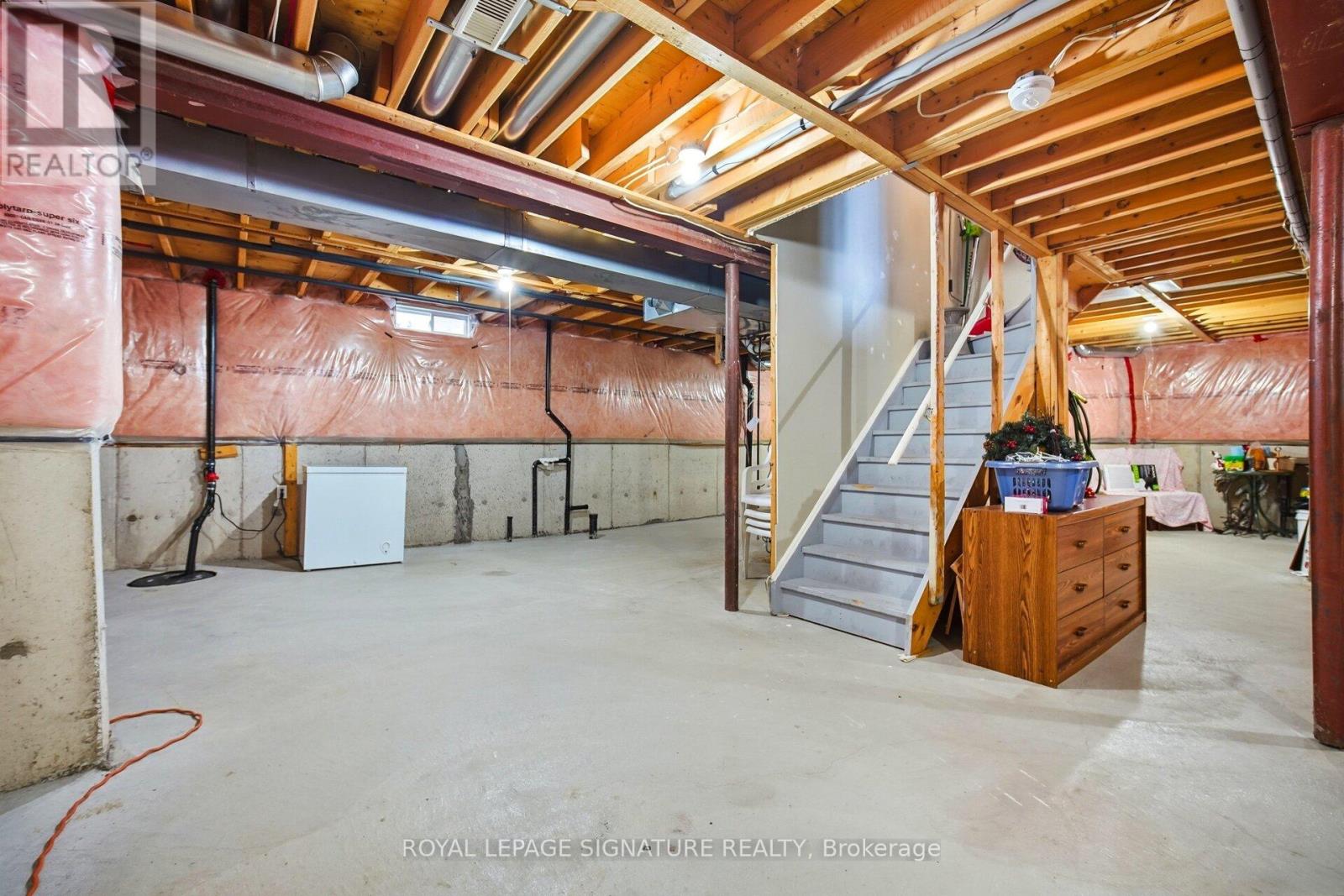 52 Durham Street, Halton Hills, Ontario  L7G 5X4 - Photo 46 - W12808762