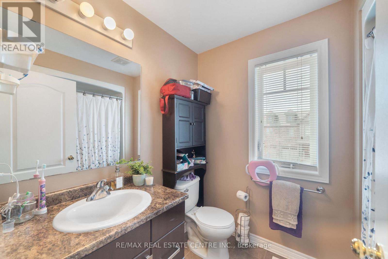 1 Laverty Crescent, Orangeville, Ontario  L9W 6T1 - Photo 12 - W12808764