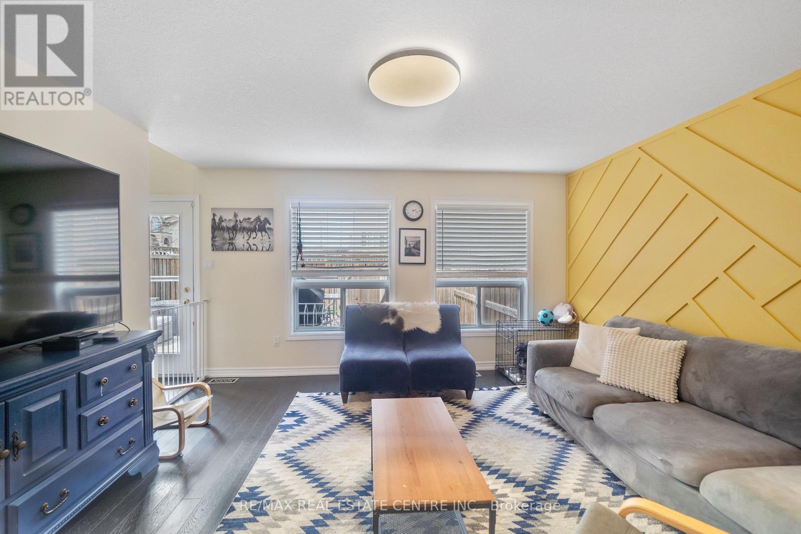 1 Laverty Crescent, Orangeville, Ontario  L9W 6T1 - Photo 8 - W12808764