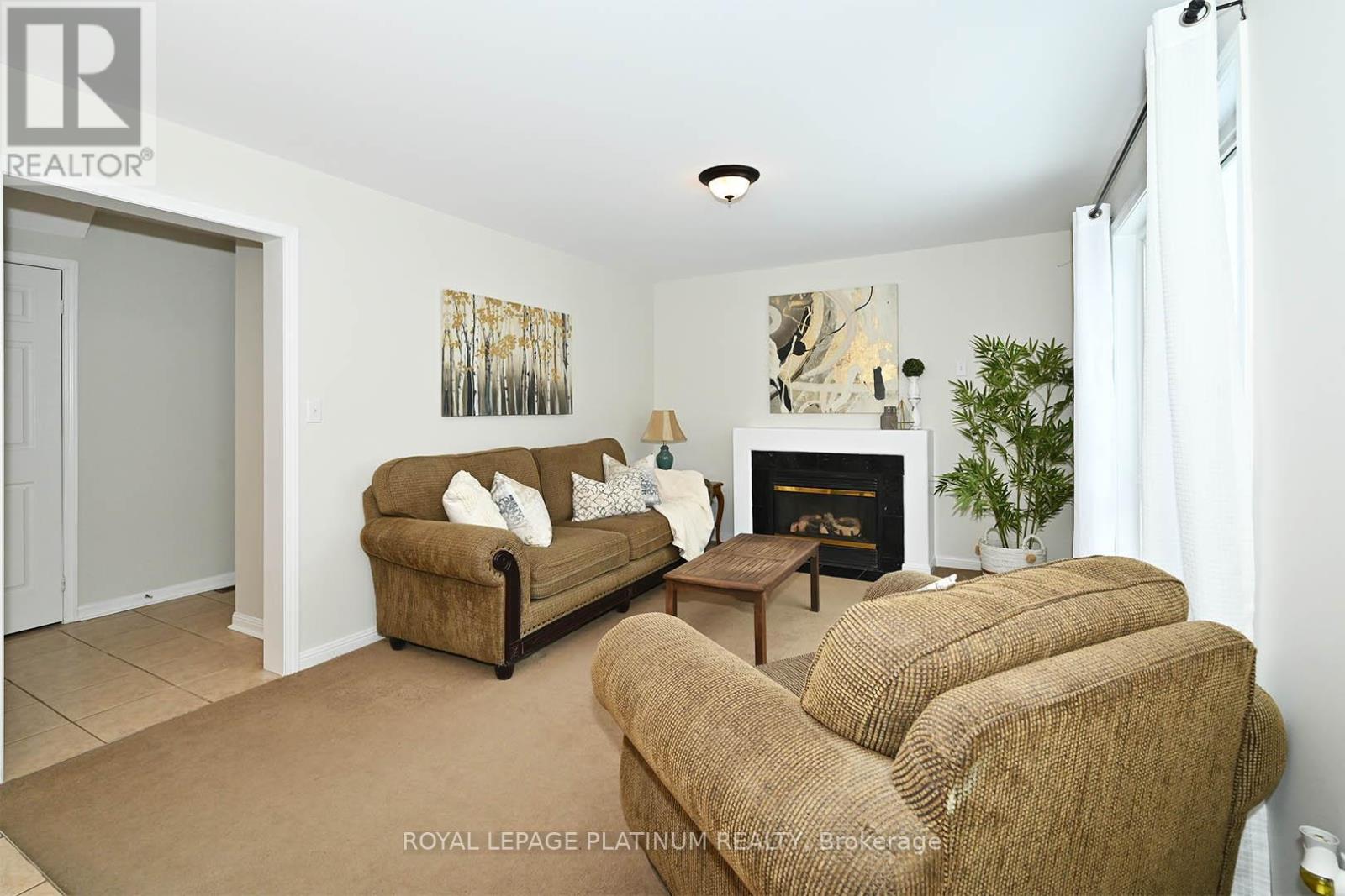 21 Vista Green Crescent, Brampton, Ontario  L7A 2S3 - Photo 5 - W12808768