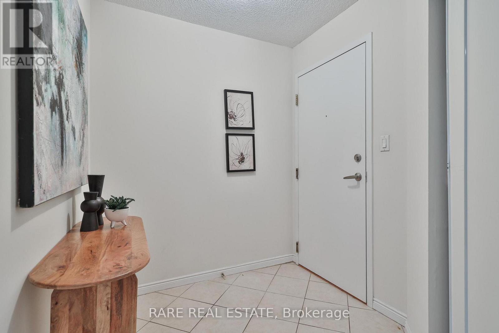 812 - 135 Hillcrest Avenue, Mississauga, Ontario  L5B 4B1 - Photo 26 - W12808772