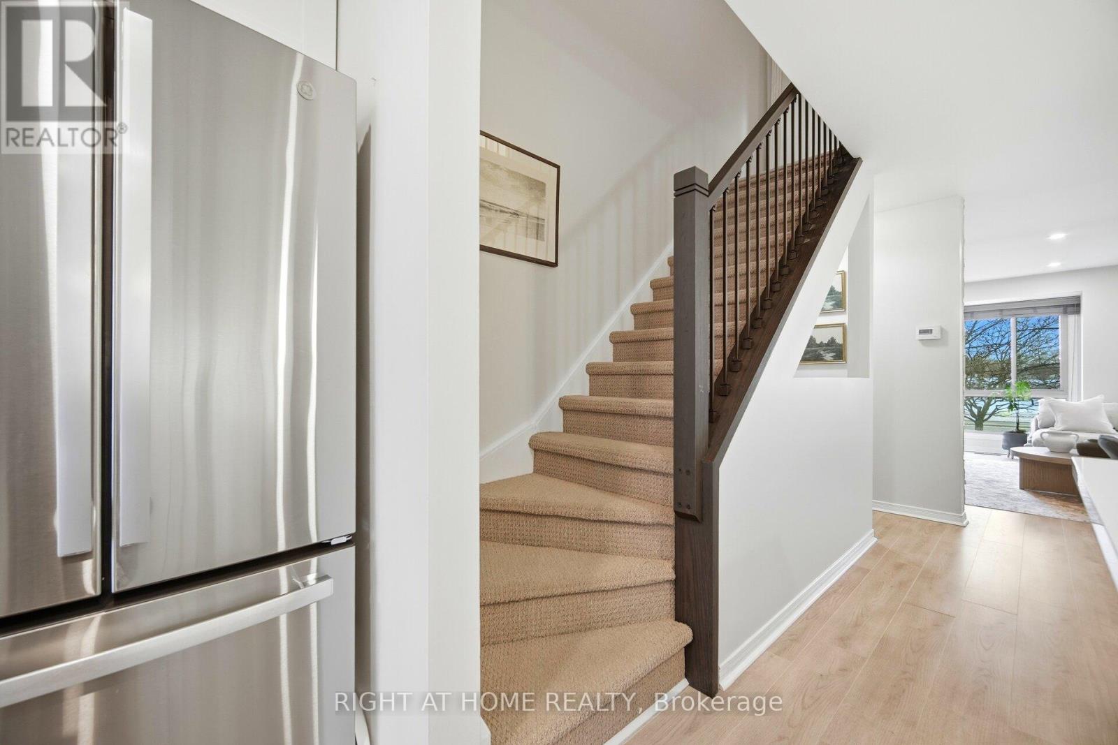 533 - 895 Maple Avenue, Burlington, Ontario  L7S 2H7 - Photo 23 - W12808778