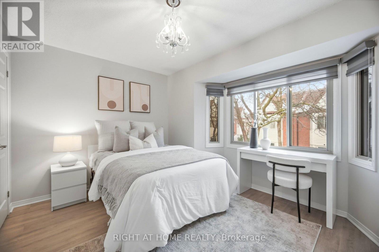 533 - 895 Maple Avenue, Burlington, Ontario  L7S 2H7 - Photo 29 - W12808778