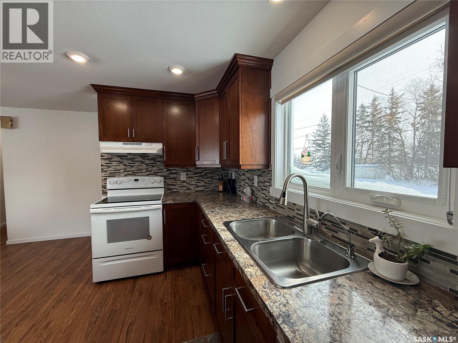 19 Saskatchewan Avenue, Quill Lake, Saskatchewan  S0A 3E0 - Photo 14 - SK028924