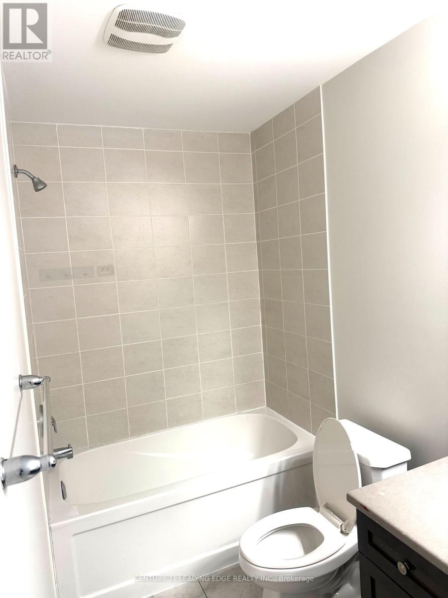 5 Fusilier Drive, Toronto, Ontario  M1L 0J4 - Photo 14 - E12806488