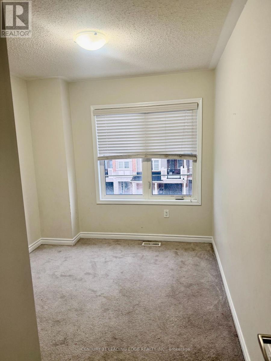 5 Fusilier Drive, Toronto, Ontario  M1L 0J4 - Photo 12 - E12806488