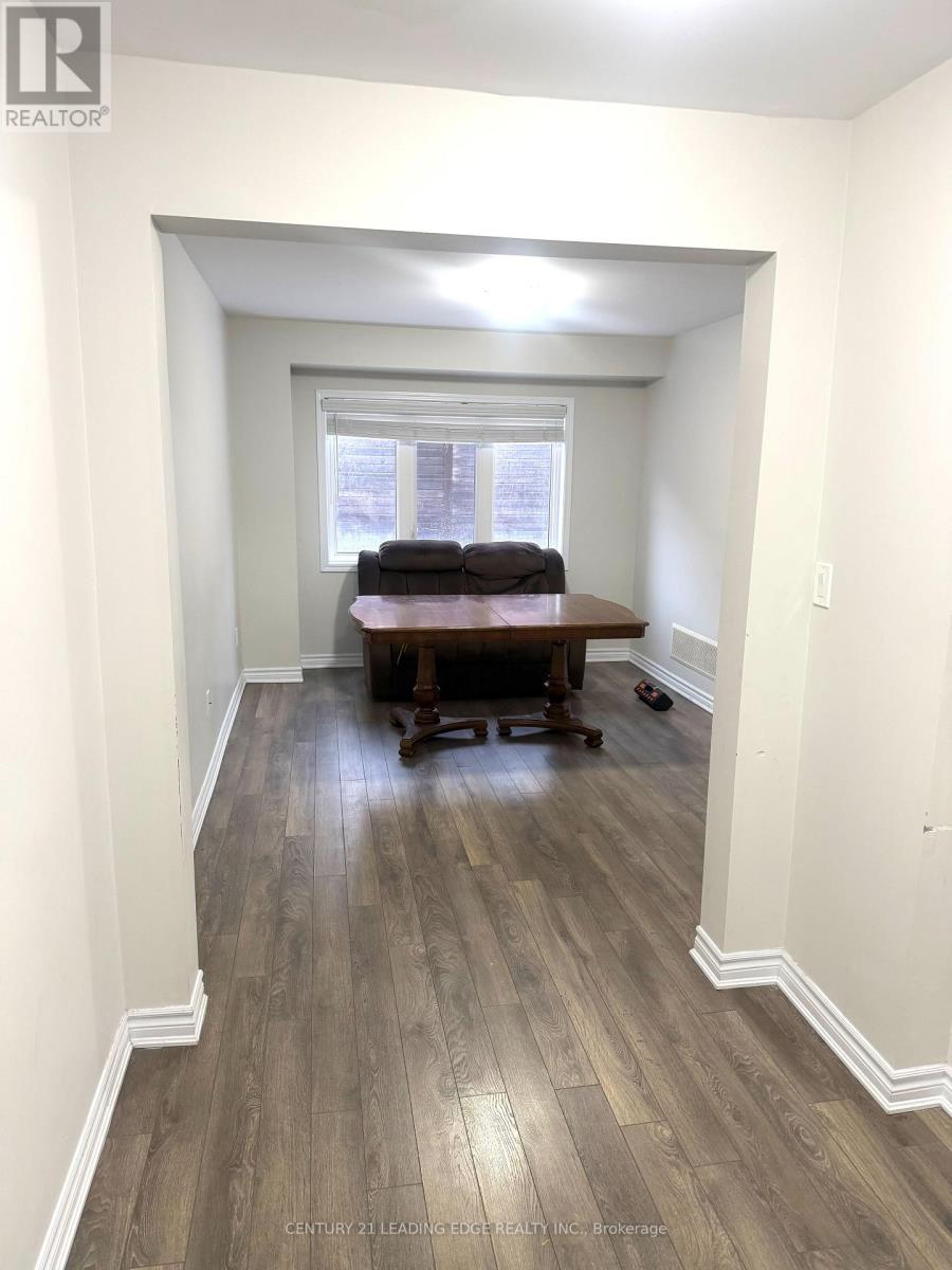 5 Fusilier Drive, Toronto, Ontario  M1L 0J4 - Photo 6 - E12806488