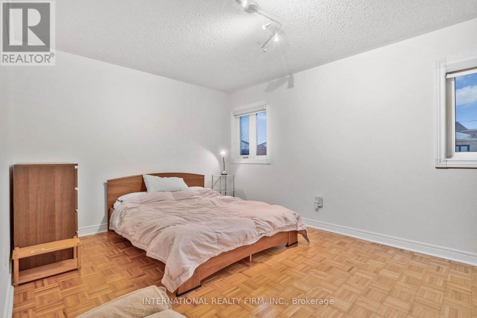 56 Wildberry Crescent, Vaughan, Ontario  L4H 2C6 - Photo 11 - N12808742