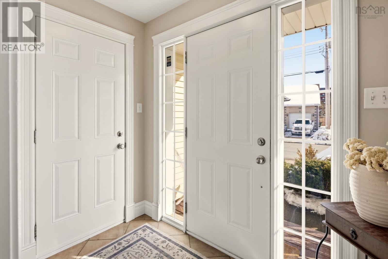 21 Cannon, Dartmouth, Nova Scotia  B3A 0A2 - Photo 4 - 202603186