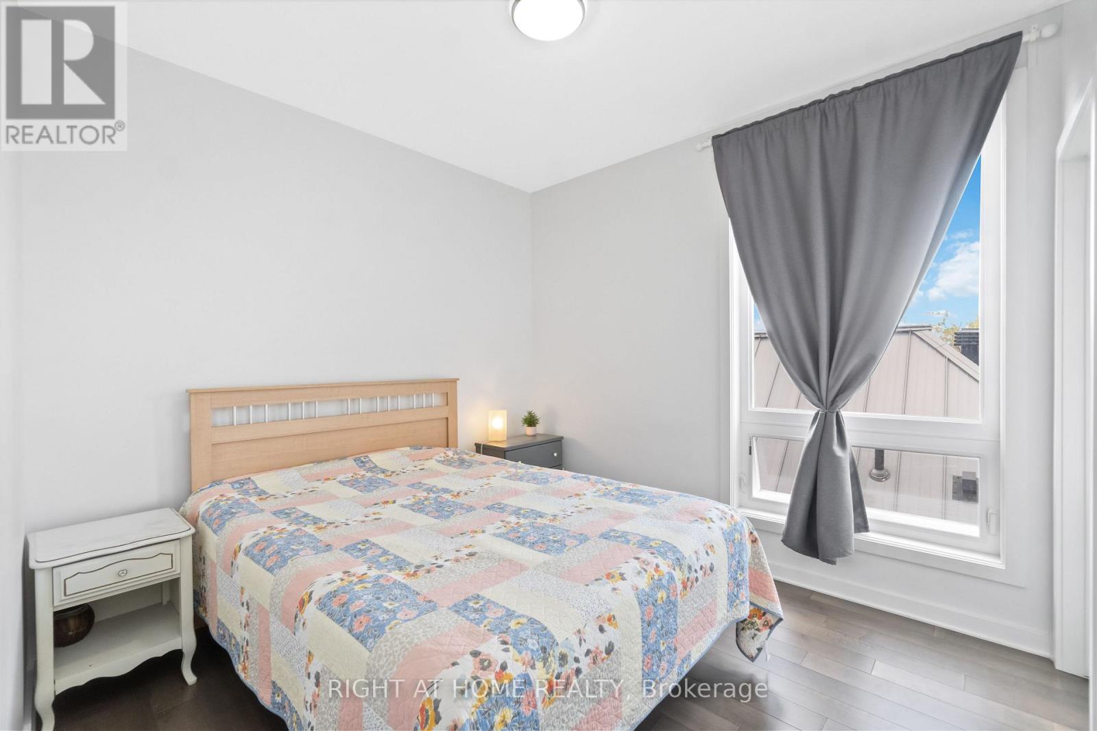 305 - 22 Perkins Street, Ottawa, Ontario  K1R 7G5 - Photo 11 - X12808792