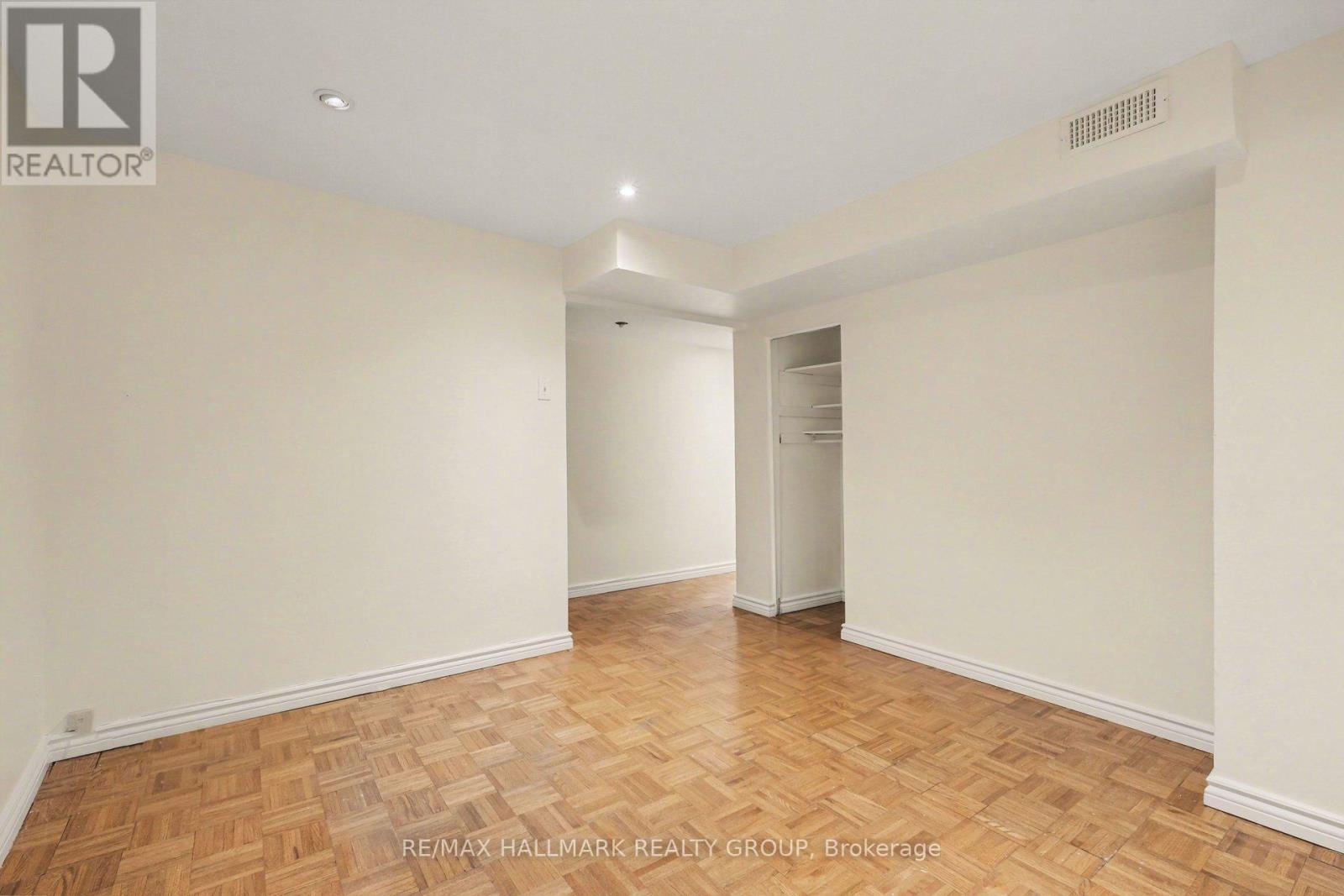 1299 Evans Boulevard, Ottawa, Ontario  K1H 7T8 - Photo 25 - X12808846