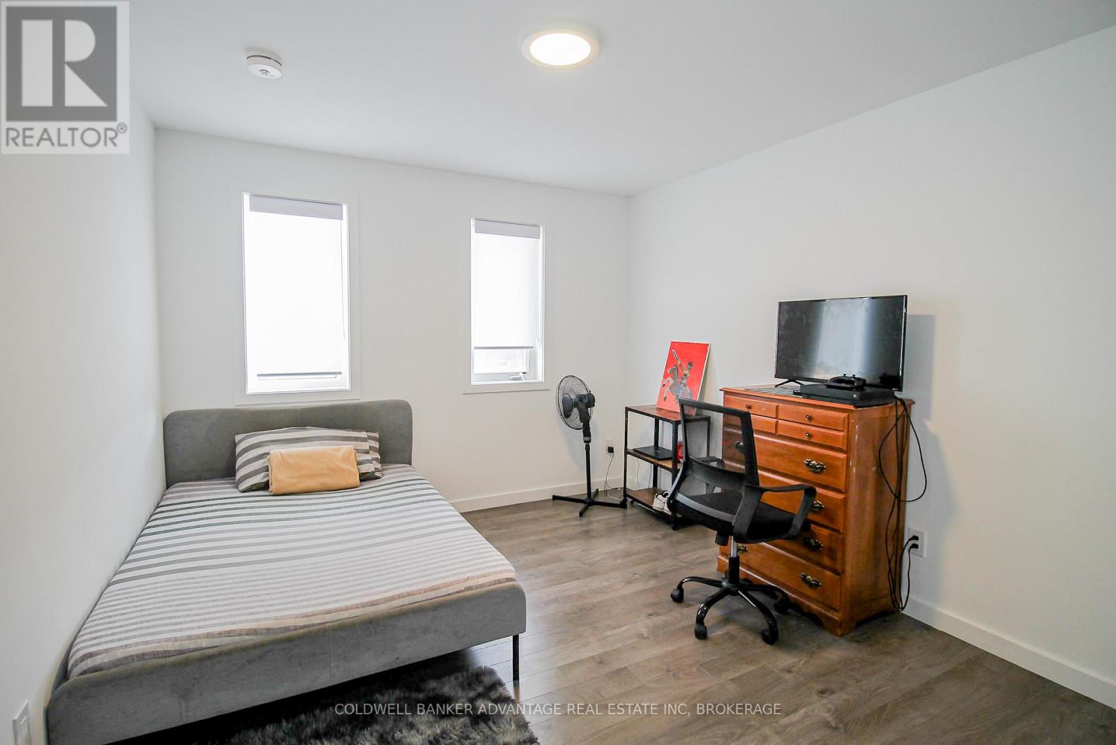 400 Chaffey Street, Welland (Lincoln/crowland), Ontario  L3B 0K4 - Photo 11 - X12808820