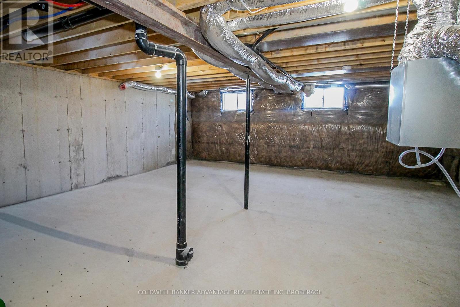 400 Chaffey Street, Welland (Lincoln/crowland), Ontario  L3B 0K4 - Photo 15 - X12808820