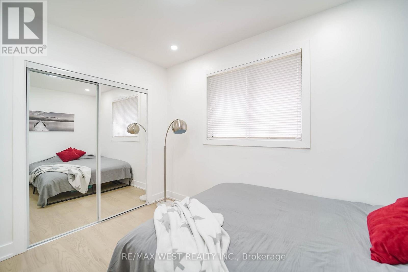 7118 Yonge Street, Innisfil, Ontario  L9S 4P3 - Photo 13 - N12808316