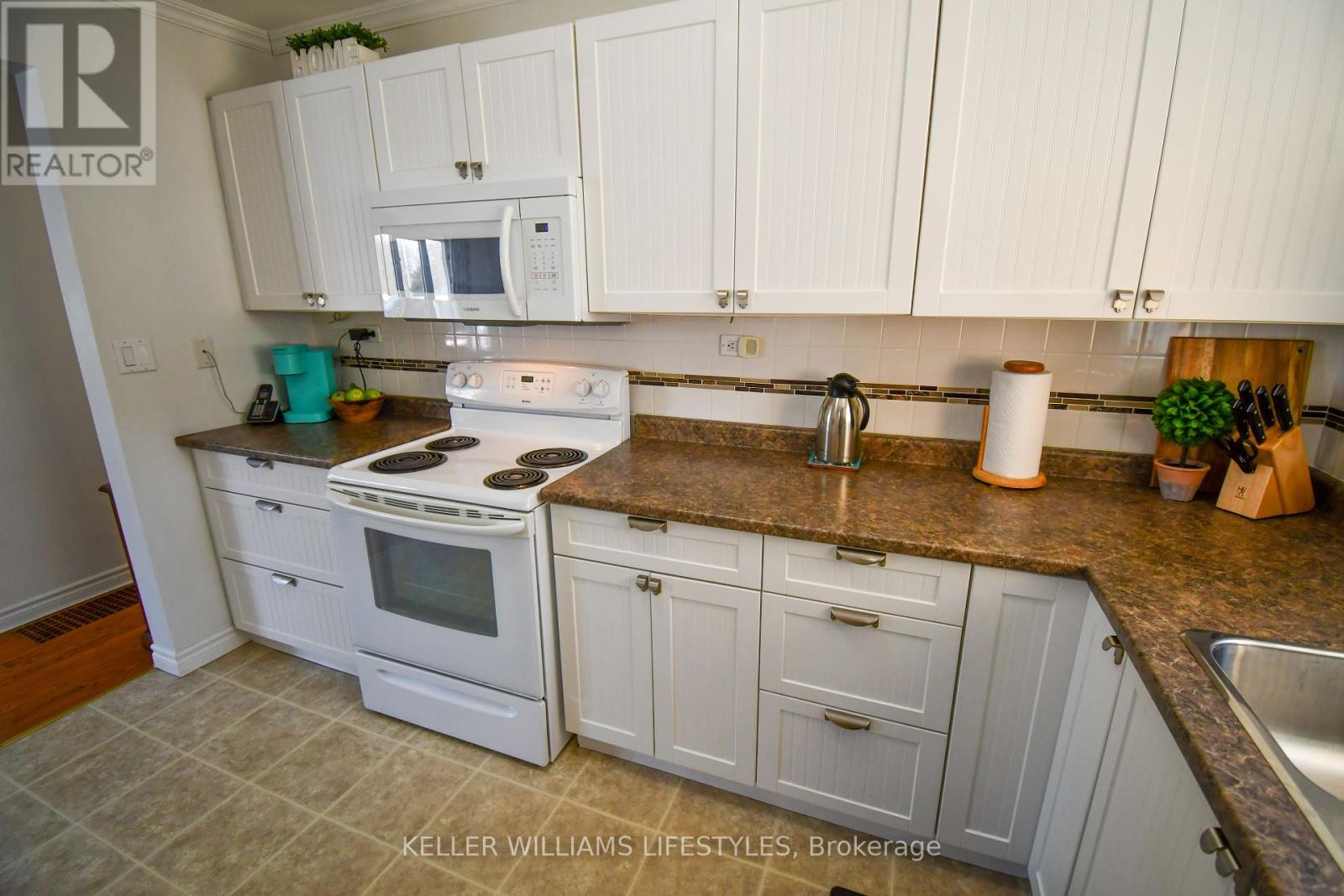 378 Carlow Road, Central Elgin, Ontario  N5L 5B4 - Photo 10 - X12752040