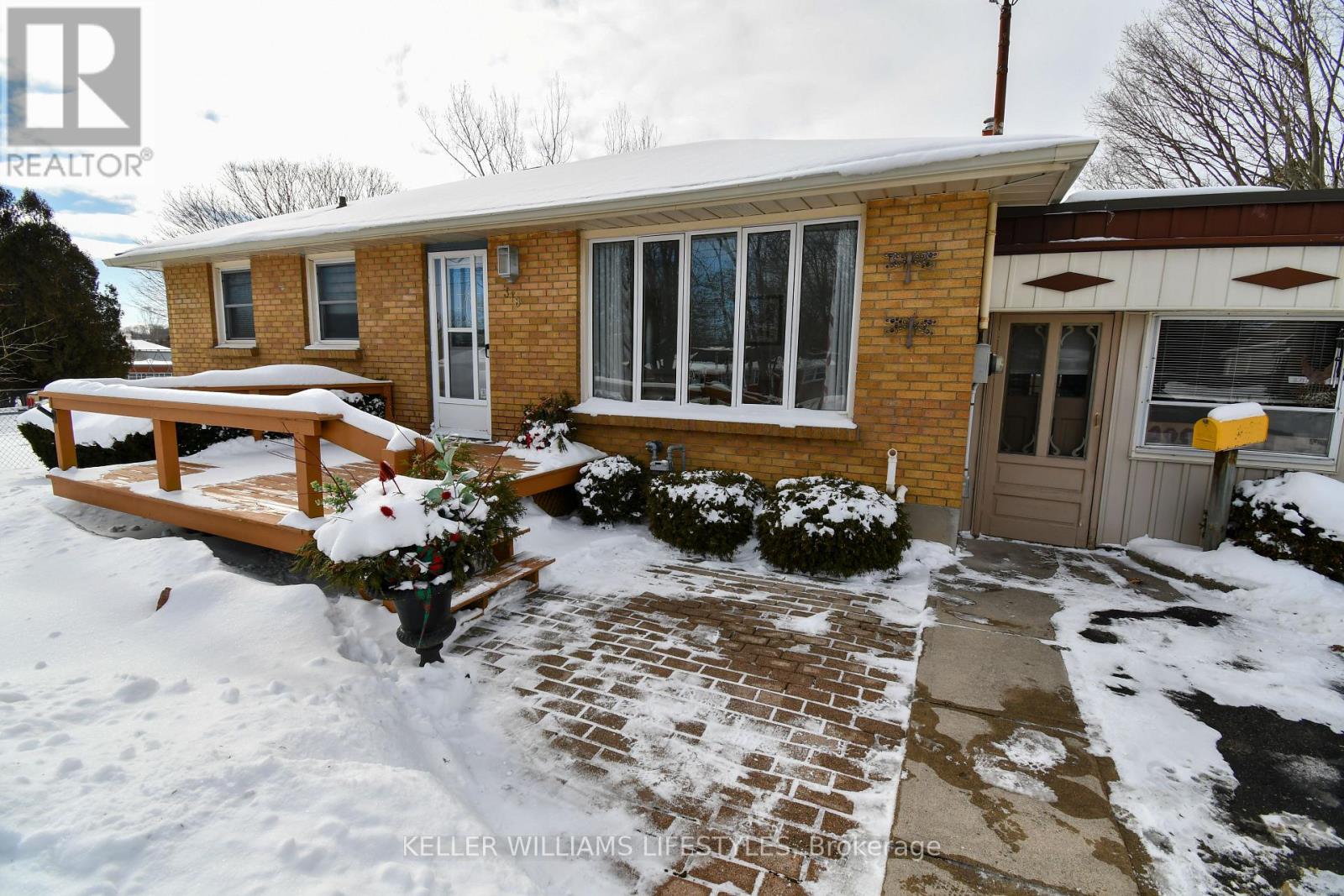 378 Carlow Road, Central Elgin, Ontario  N5L 5B4 - Photo 2 - X12752040