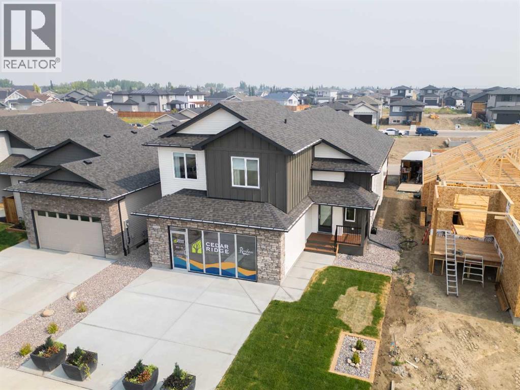 552 Riverhills Way W, Lethbridge, Alberta  T1K 8H8 - Photo 4 - A2278751