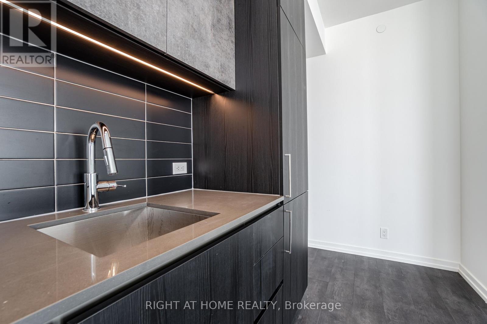 2802 - 7890 Jane Street, Vaughan (Vaughan Corporate Centre), Ontario  L4K 0K9 - Photo 13 - N12808794