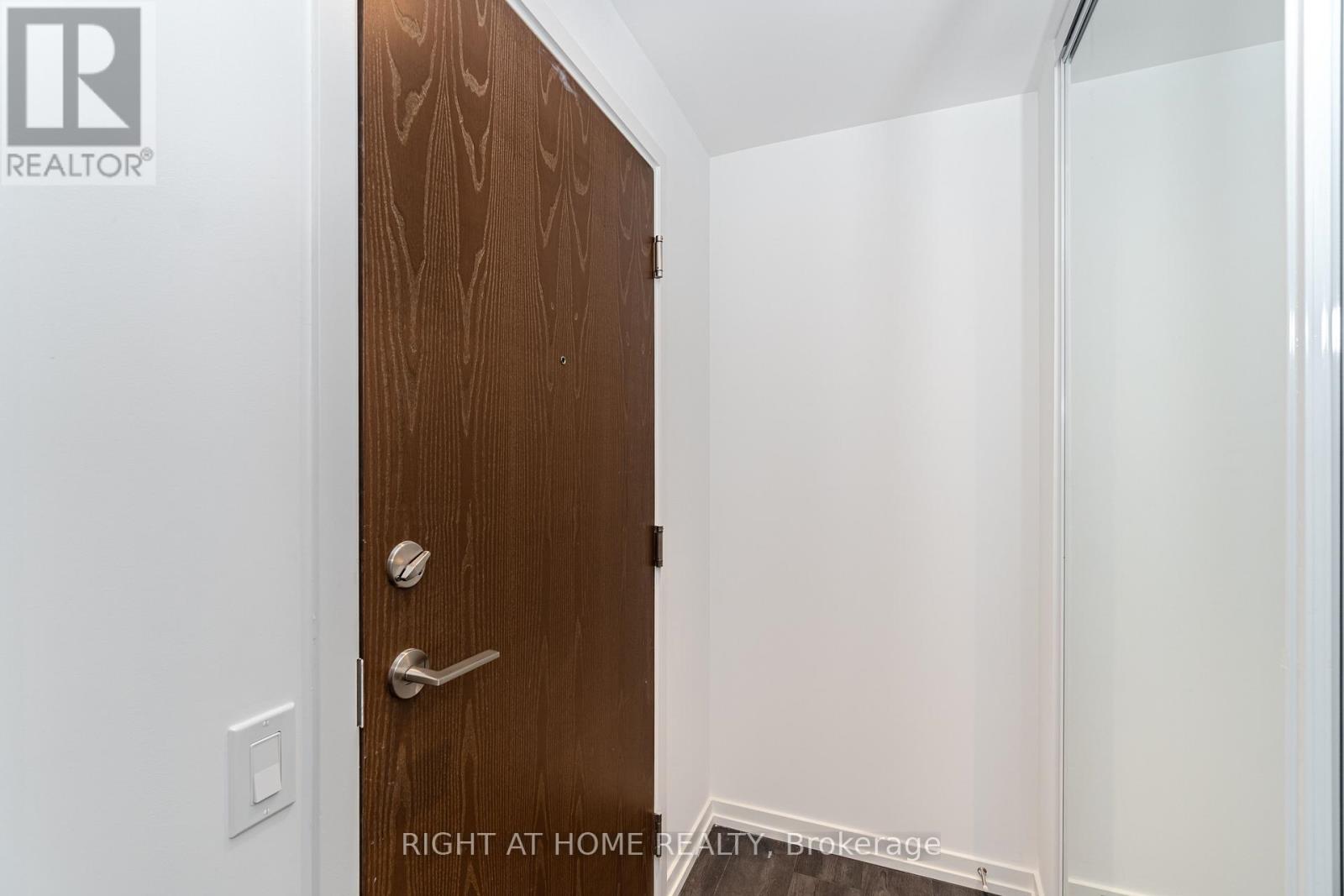 2802 - 7890 Jane Street, Vaughan (Vaughan Corporate Centre), Ontario  L4K 0K9 - Photo 4 - N12808794