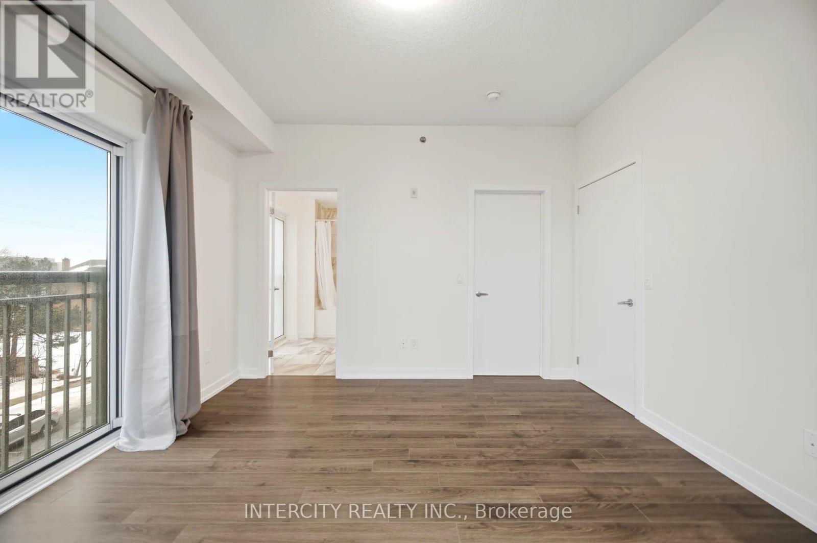 308 - 2486 Old Bronte Road, Oakville, Ontario  L6M 9Y5 - Photo 15 - W12804916