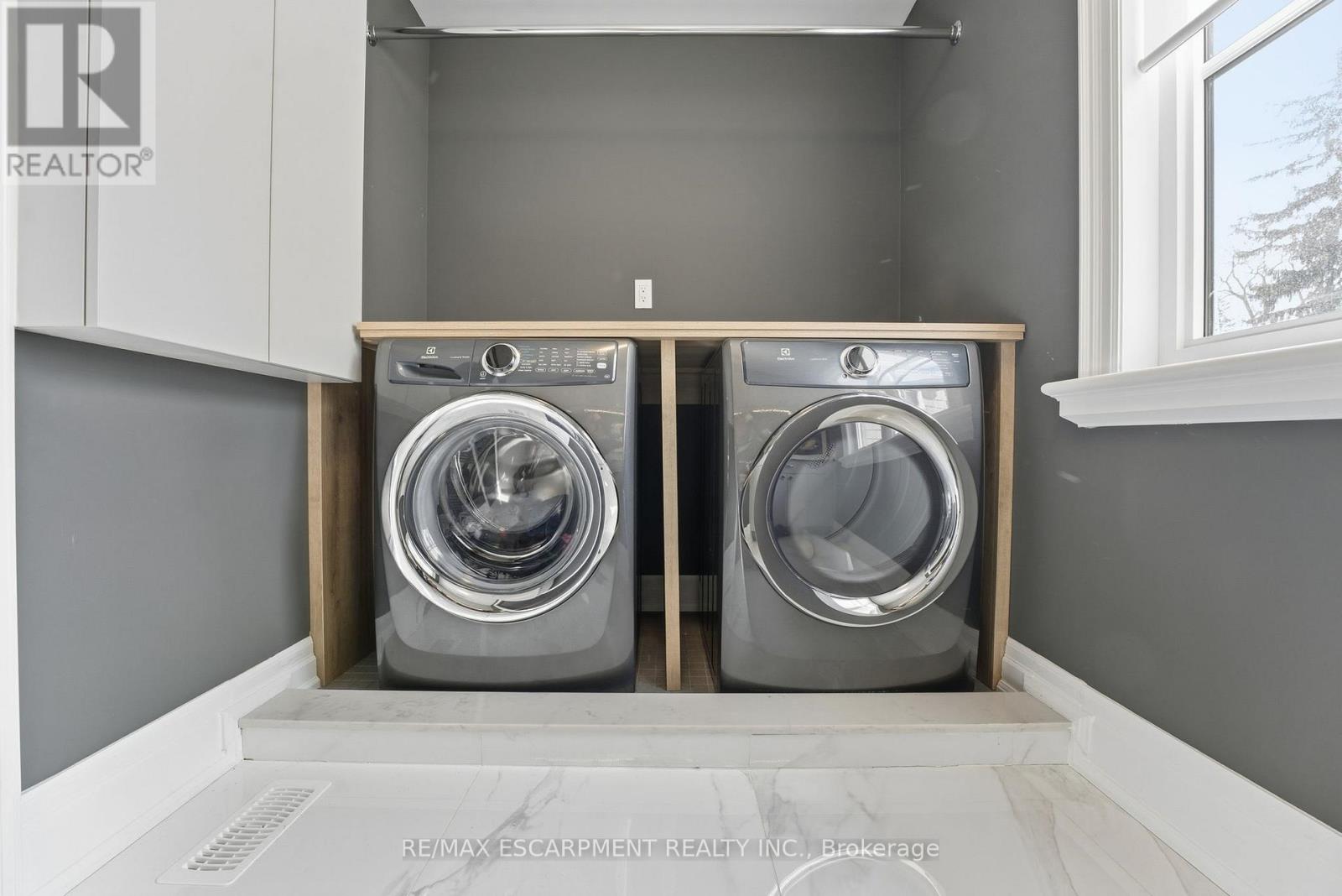 3 - 2265 Lakeshore Road, Burlington, Ontario  L7R 1B1 - Photo 36 - W12808822