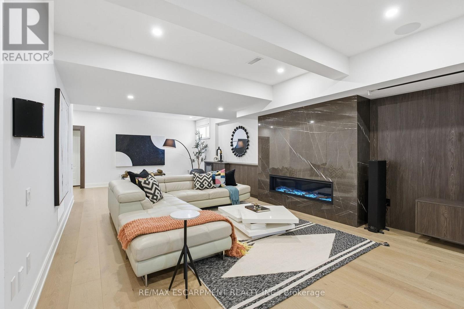 3 - 2265 Lakeshore Road, Burlington, Ontario  L7R 1B1 - Photo 39 - W12808822