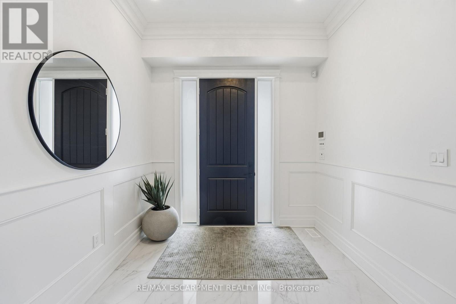 3 - 2265 Lakeshore Road, Burlington, Ontario  L7R 1B1 - Photo 5 - W12808822