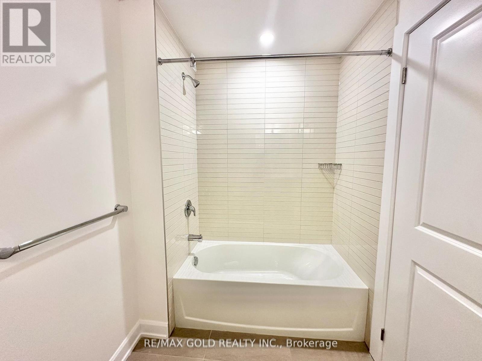 728 - 3220 William Coltson Avenue, Oakville, Ontario  L6H 7X9 - Photo 16 - W12808836