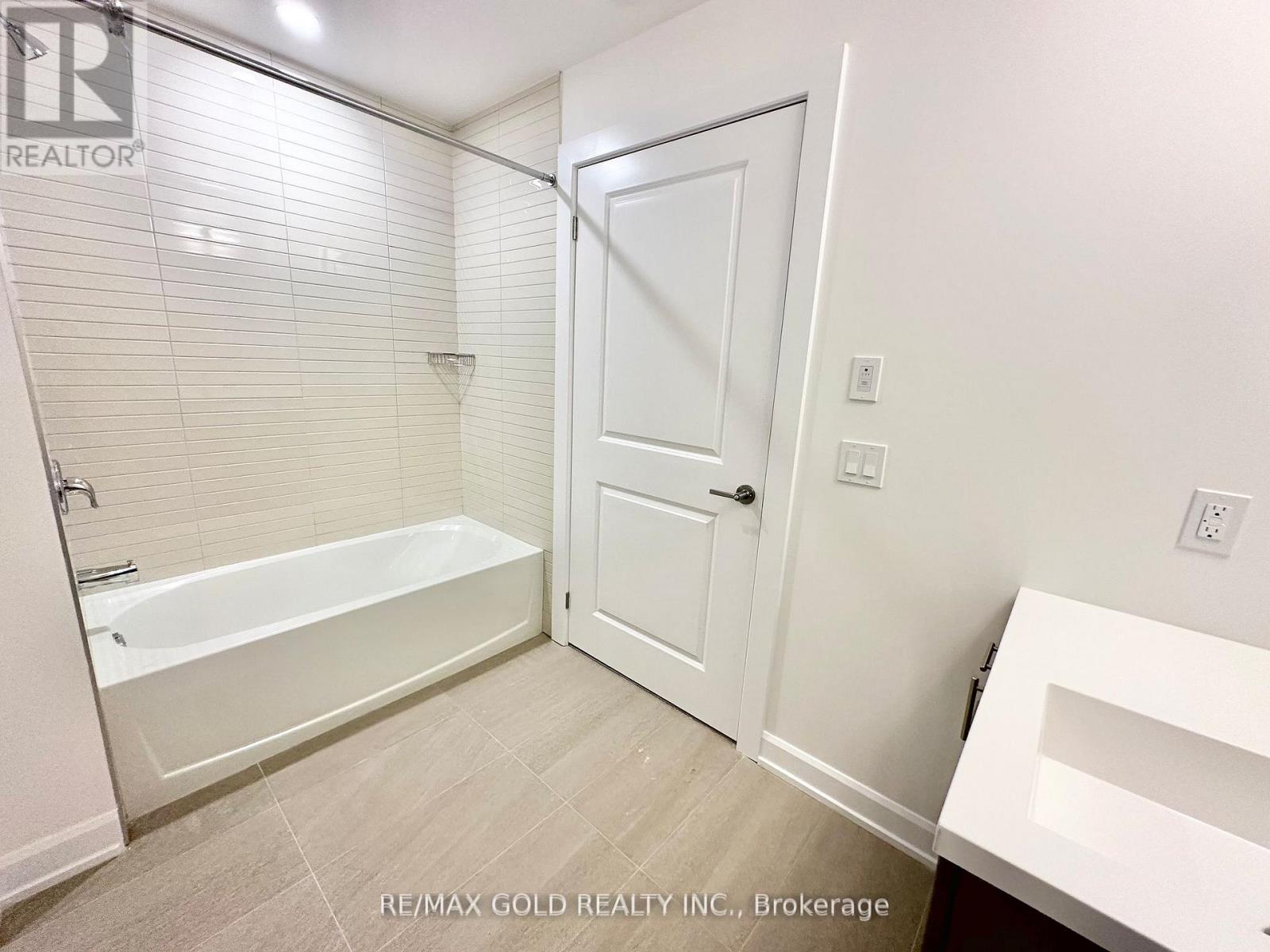 728 - 3220 William Coltson Avenue, Oakville, Ontario  L6H 7X9 - Photo 17 - W12808836