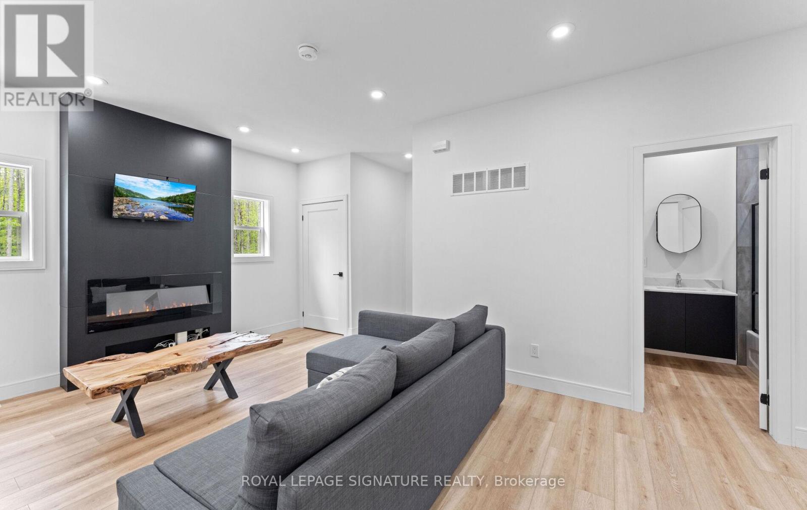 44 Sunnyshore Park Drive, Mckellar, Ontario  P2A 0B5 - Photo 8 - X12808804