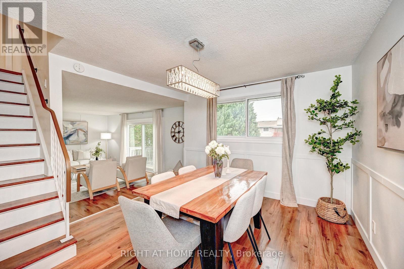 39 Southwood Drive, Kitchener, Ontario  N2E 2E6 - Photo 9 - X12808854