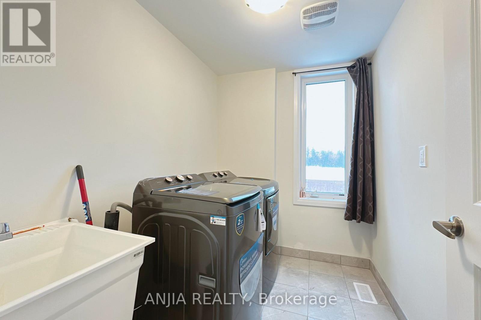 33 Millman Lane, Richmond Hill, Ontario  L4S 1N7 - Photo 27 - N12760370