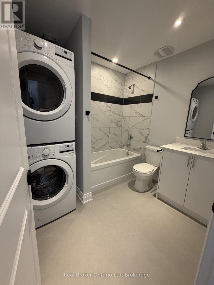 203 - 60 Donald Street, Barrie (Queen's Park), Ontario  L4N 1E3 - Photo 6 - S12808880