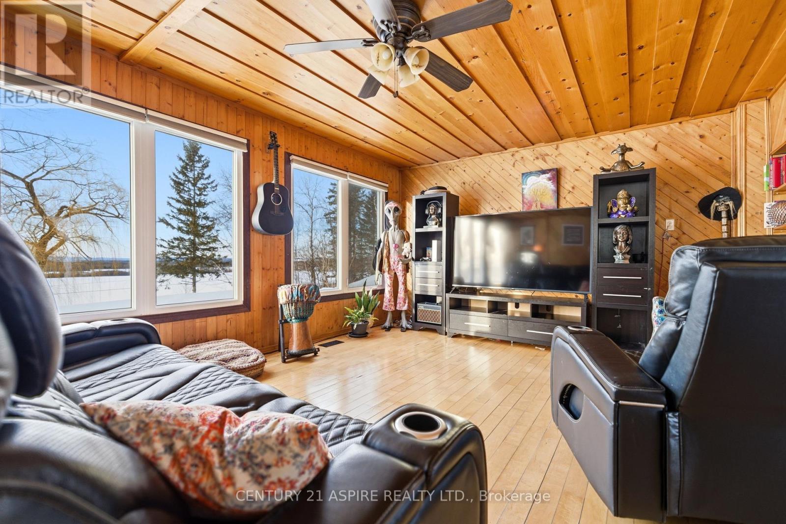 374 Lapasse Road, Whitewater Region, Ontario  K0J 1C0 - Photo 14 - X12808920