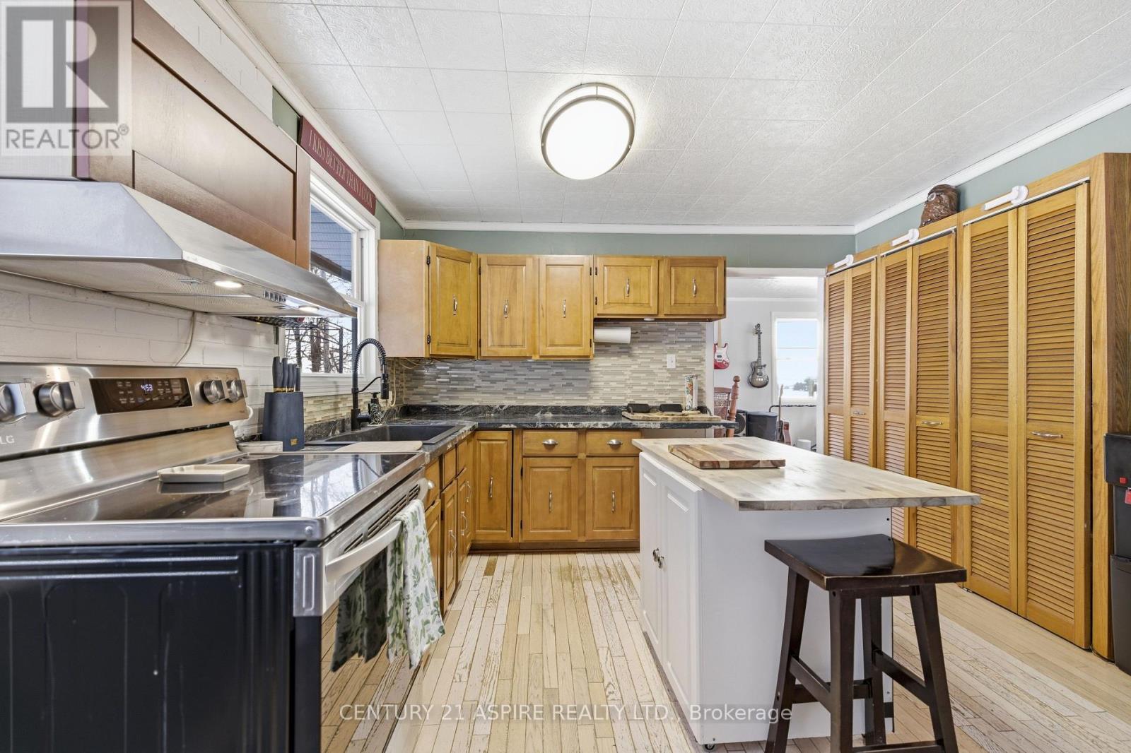 374 Lapasse Road, Whitewater Region, Ontario  K0J 1C0 - Photo 27 - X12808920