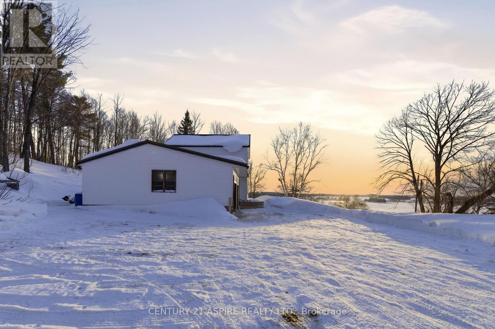 374 Lapasse Road, Whitewater Region, Ontario  K0J 1C0 - Photo 4 - X12808920