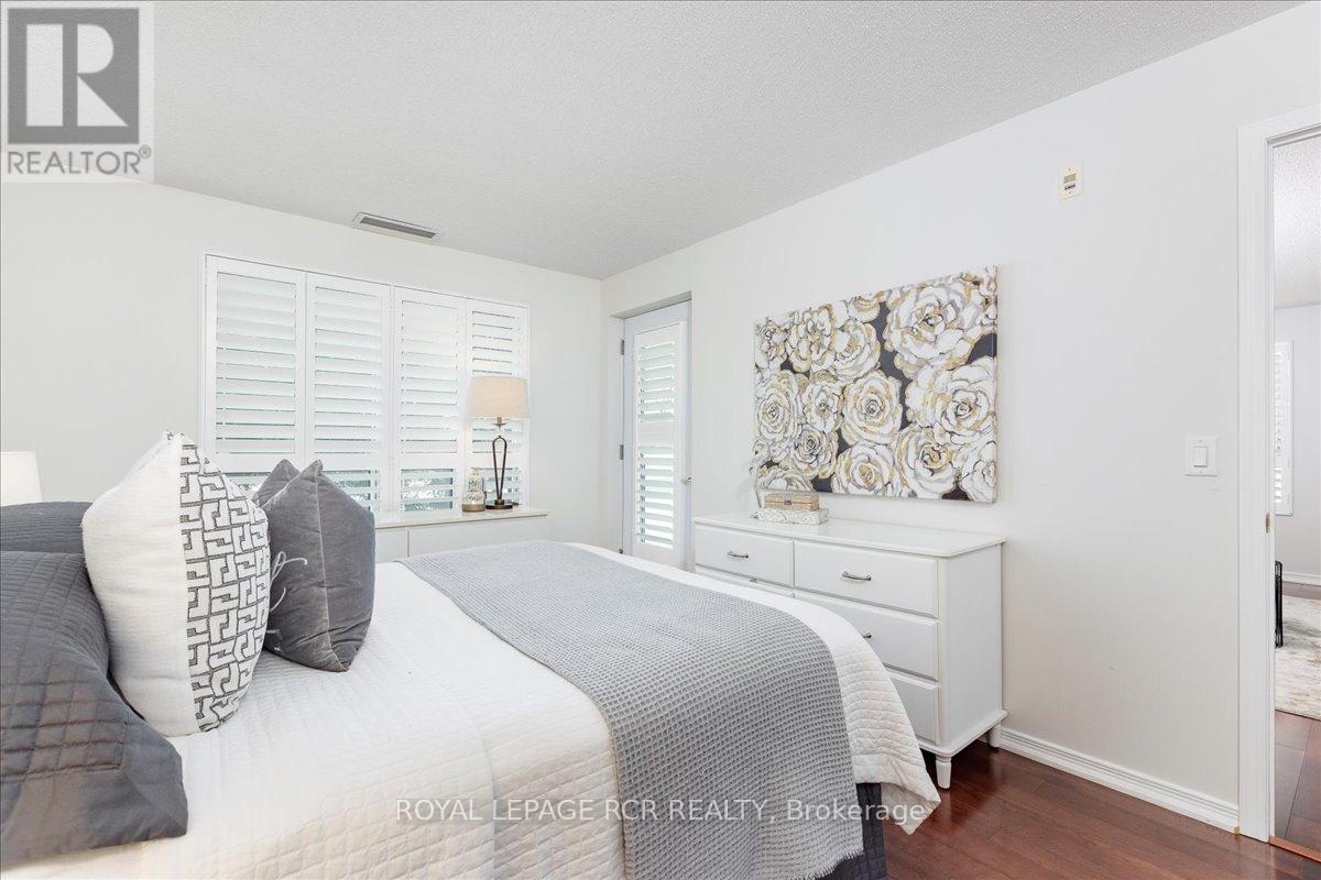 113 - 35 Via Rosedale Way, Brampton, Ontario  L6R 3J9 - Photo 12 - W12807068